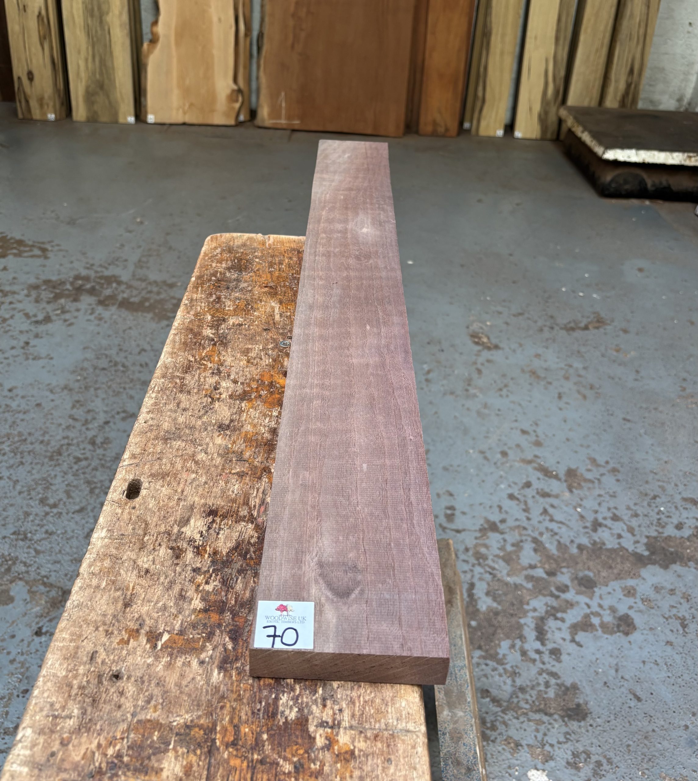 American Walnut 910x100x22 mm