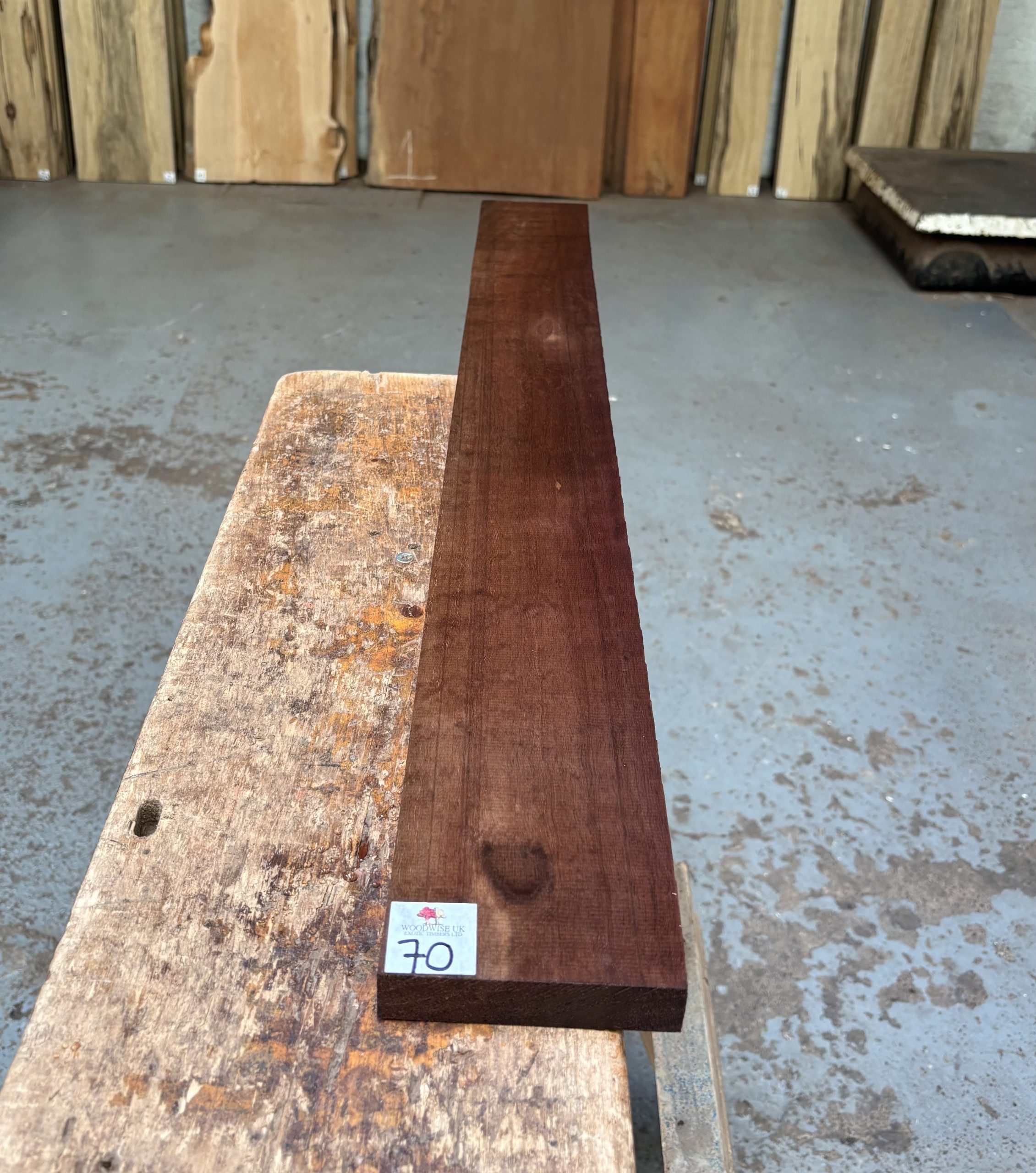American Walnut 910x100x22 mm