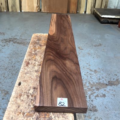 American Walnut 925x150x24 mm
