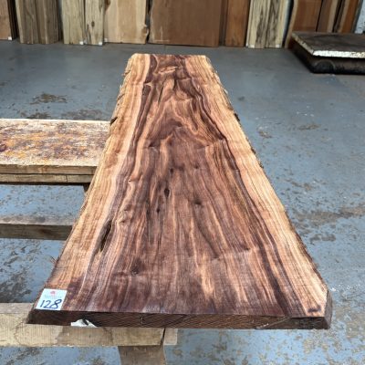 American Walnut 1035x280-370x23 mm
