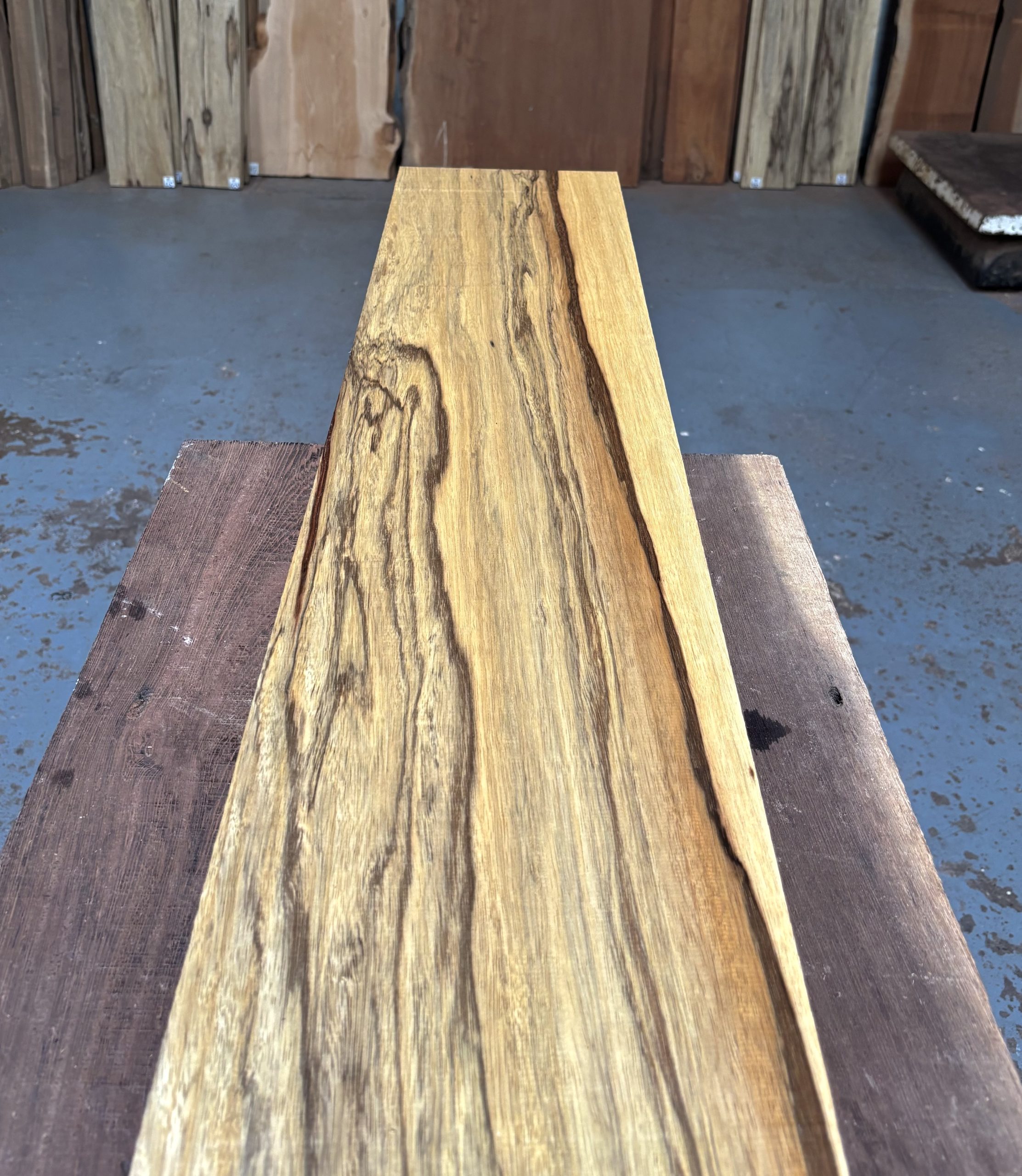 Black Limba / Korina 1070x225x50 mm