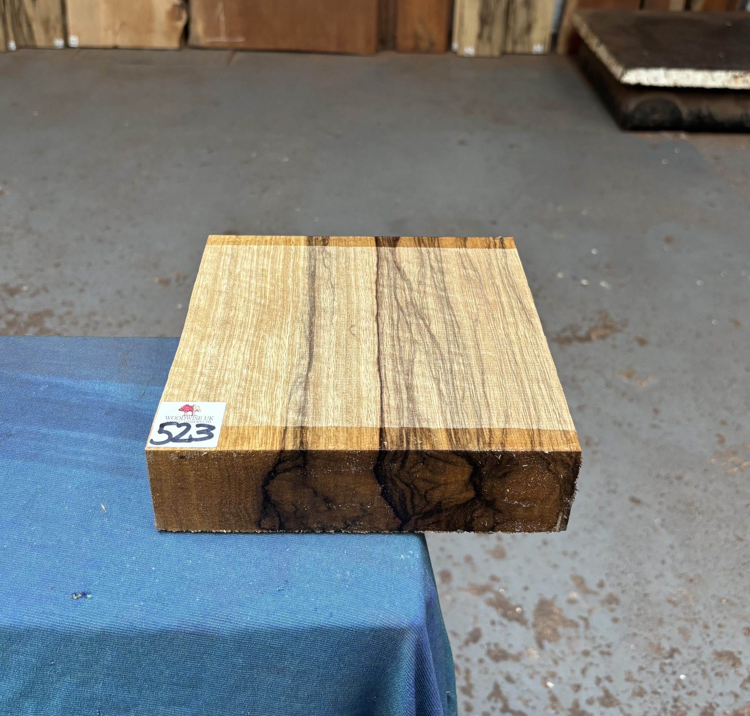 Black Limba / Korina 7.5x7.5x2 Inches