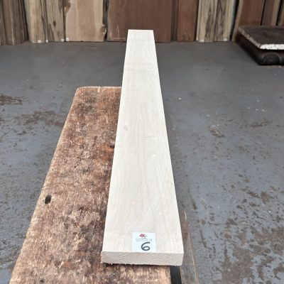 Curly Maple 1120x100x21 mm