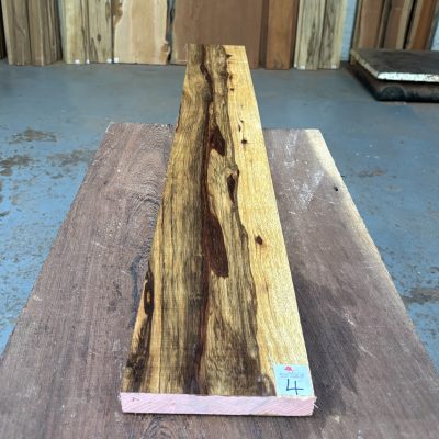 Black Limba / Korina 1225x160x24 mm