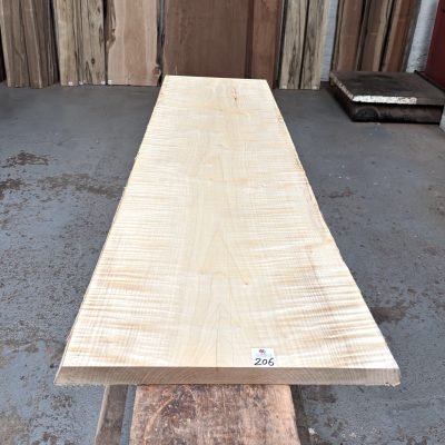 Curly Maple 1325x390-440x32 mm