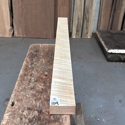 Curly Maple Guitar Neck 910x75x38 mm