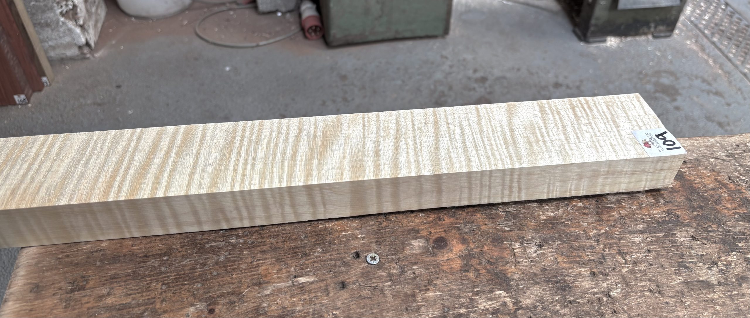 Curly Maple Guitar Neck 910x75x38 mm