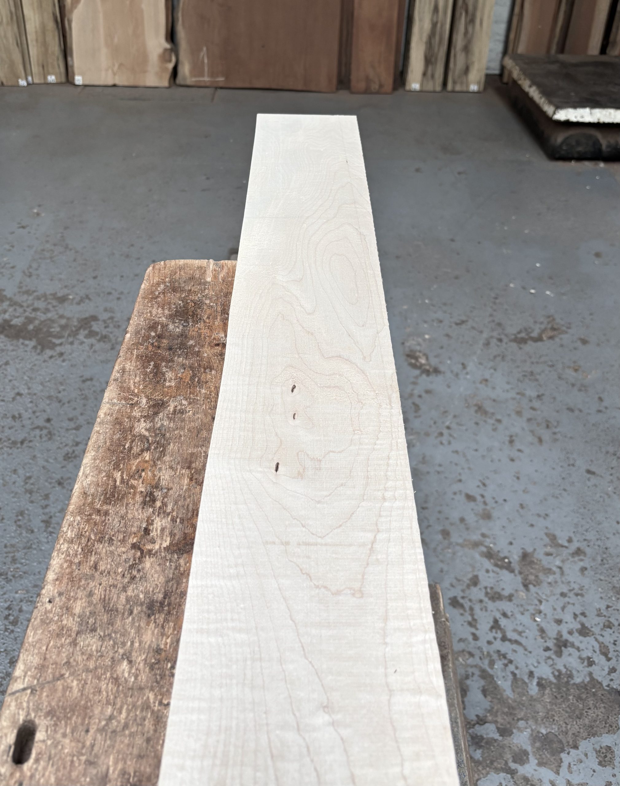 Maple 880x130x23 mm