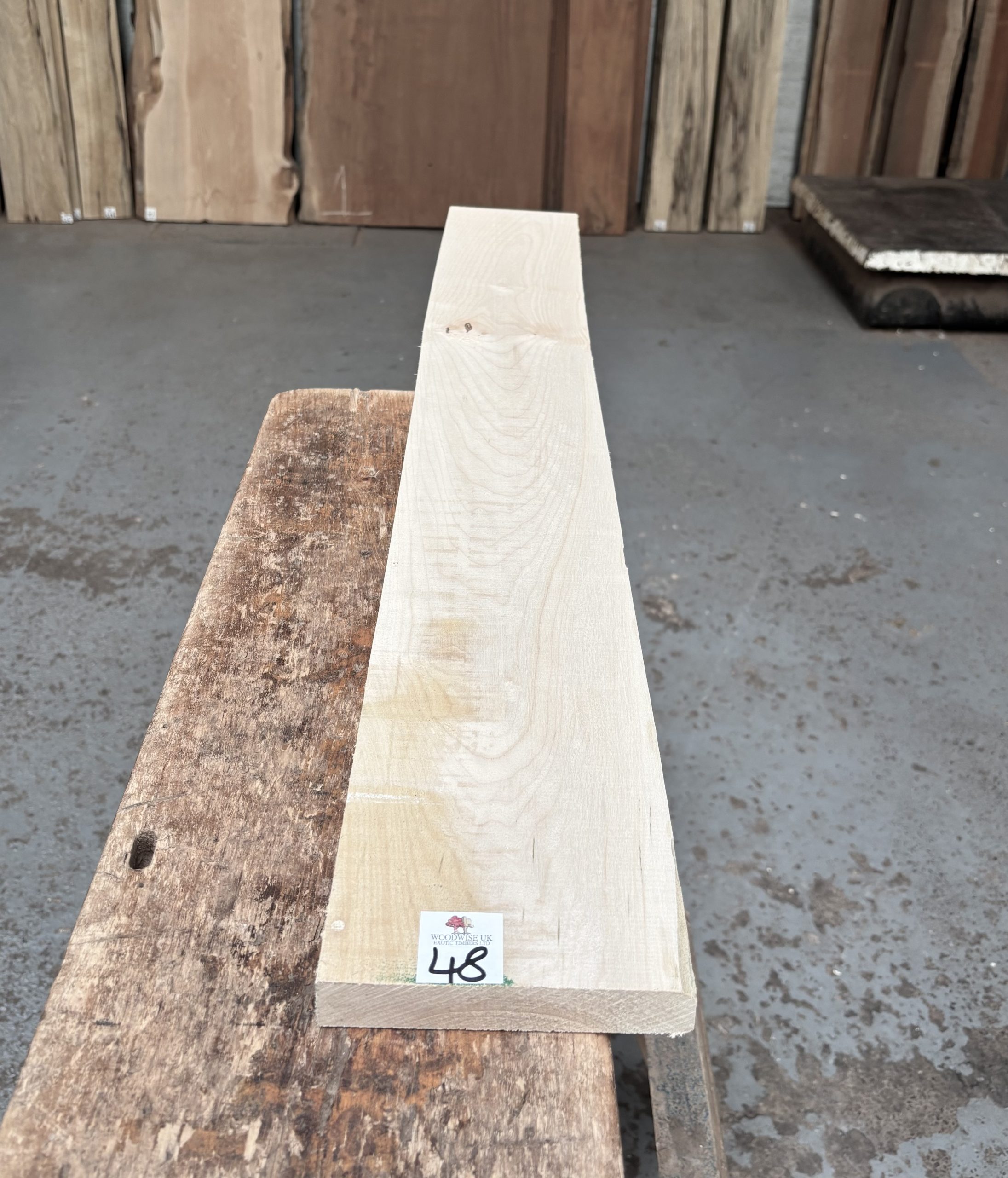 Maple 915x130x22 mm