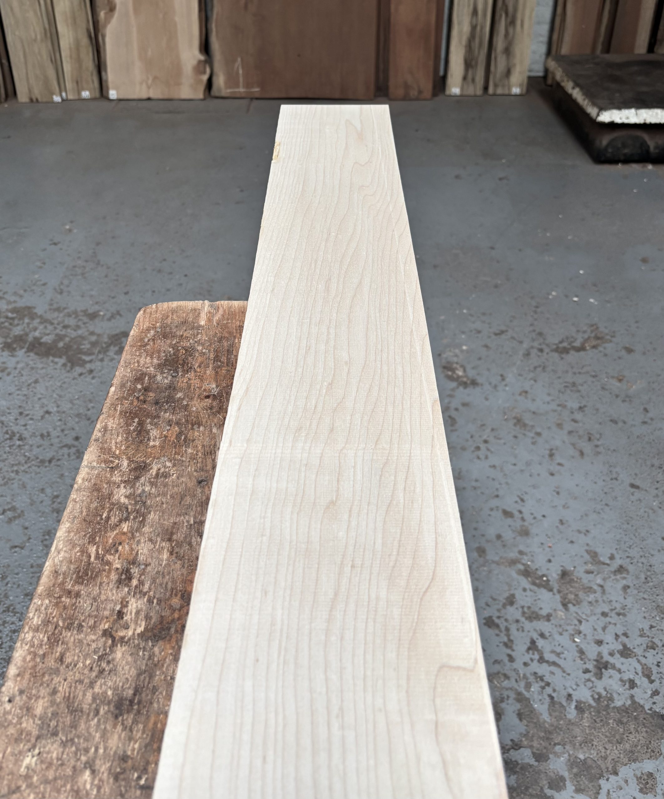 Maple 915x140x52 mm