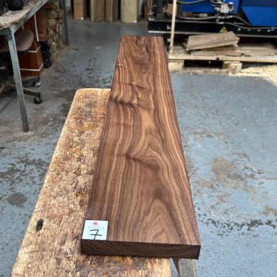 American Walnut 915x155x27 mm
