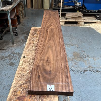American Walnut 1205x180x22 mm