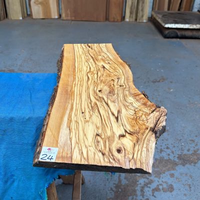 Mediterranean Olivewood Board 530x200-250x21 mm