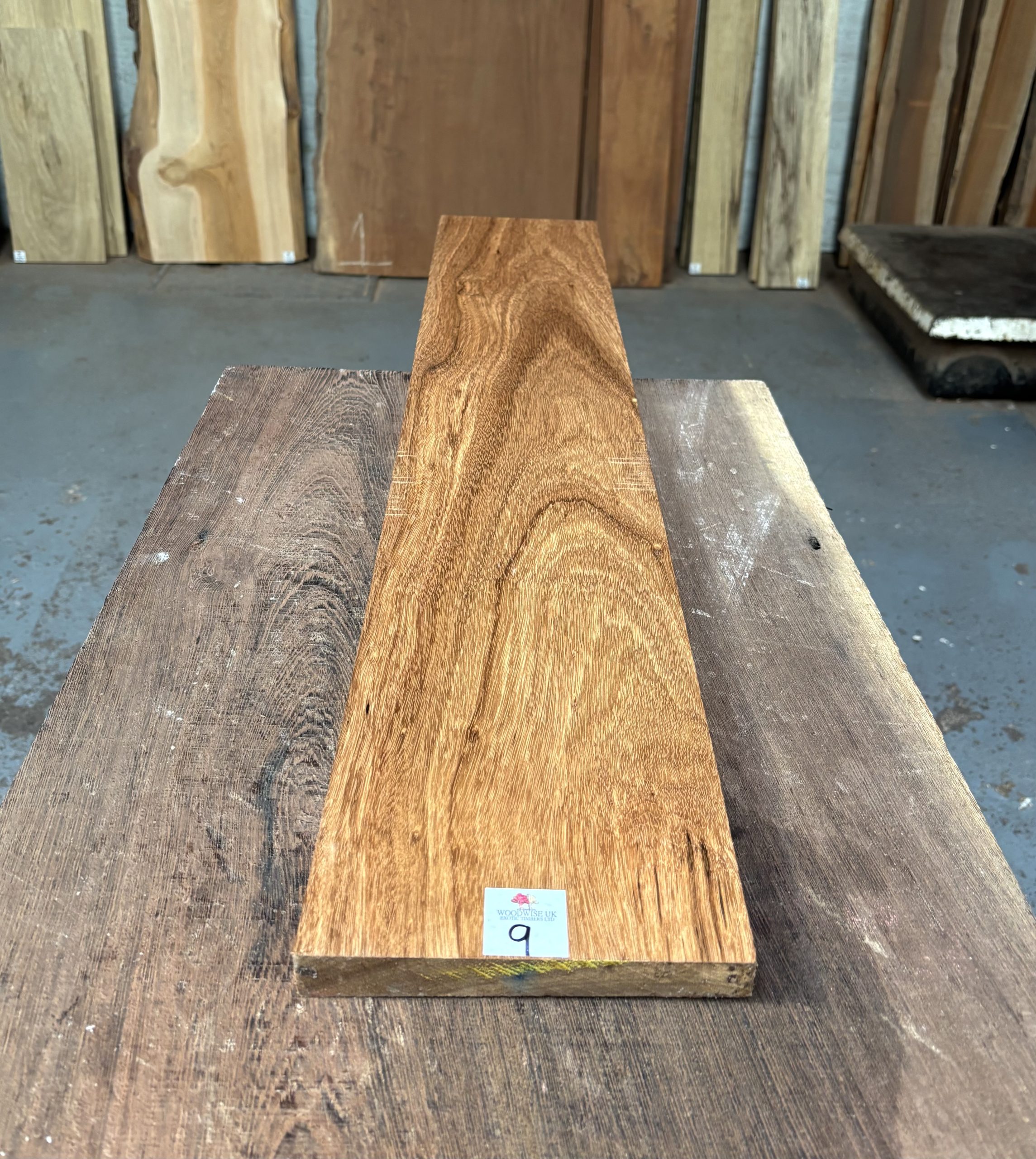 Beli 930x165x18 mm