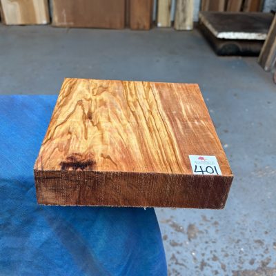 Mediterranean Olivewood 8x8x2 inches