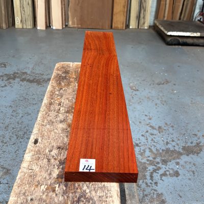 Padauk 915x140x26 mm