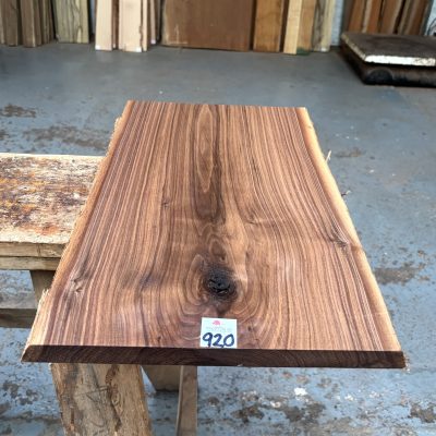 American Walnut 520x315x22 mm