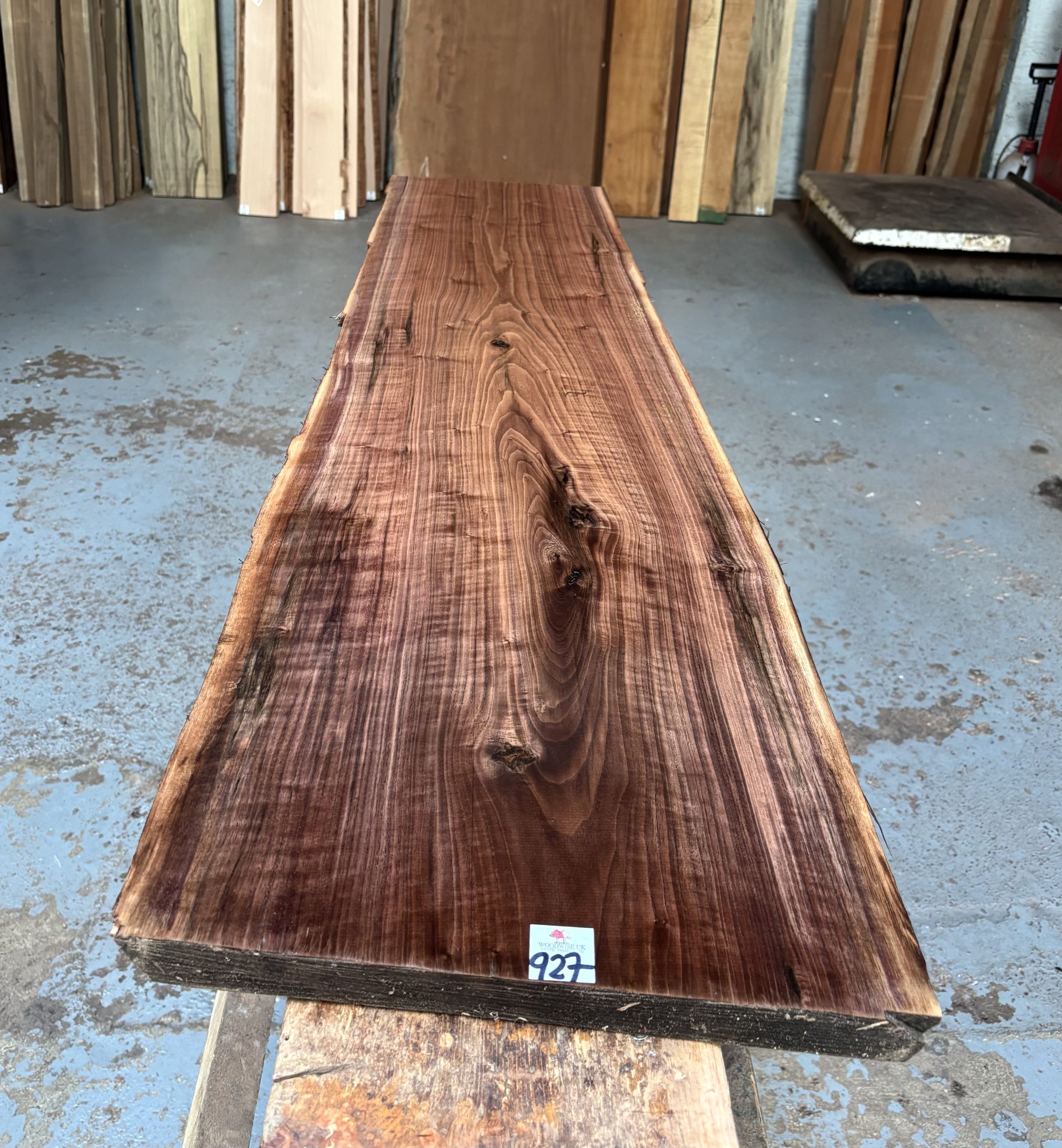 American Walnut 1380x320-380x27 mm