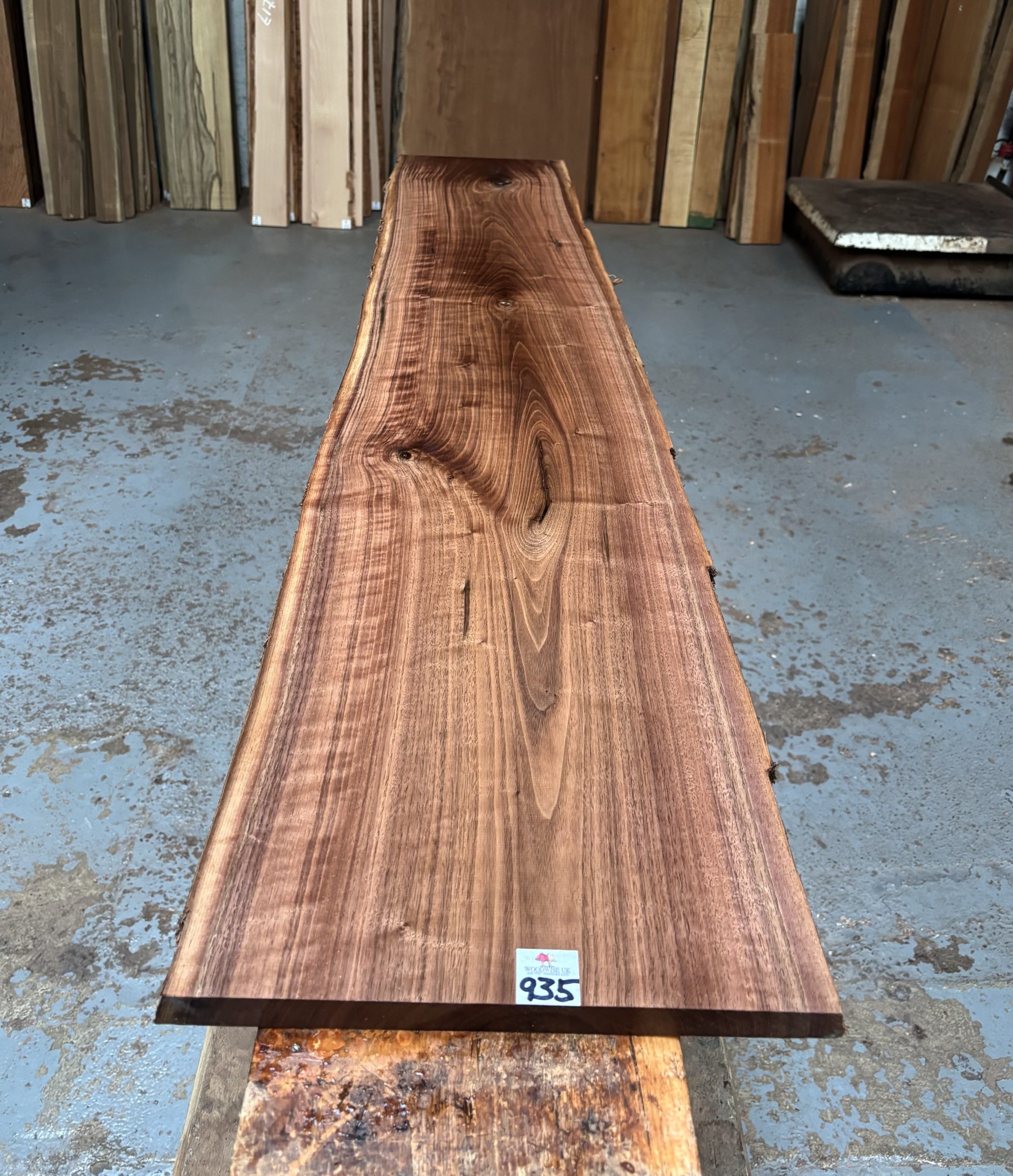 American Walnut 1645x290-320x21 mm