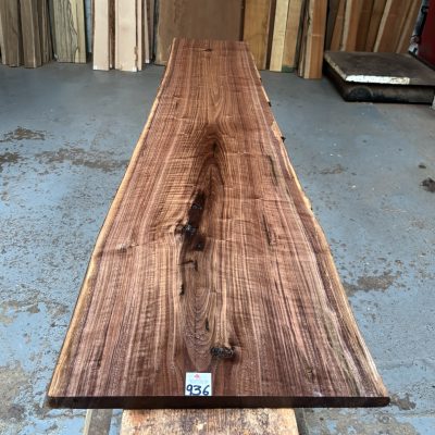 American Walnut 1705x320-390x21 mm