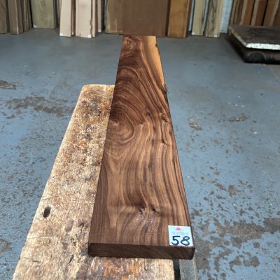 American Walnut 920x135x25 mm