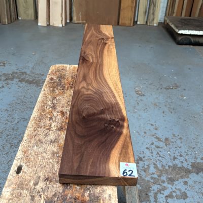 American Walnut 920x138x24 mm