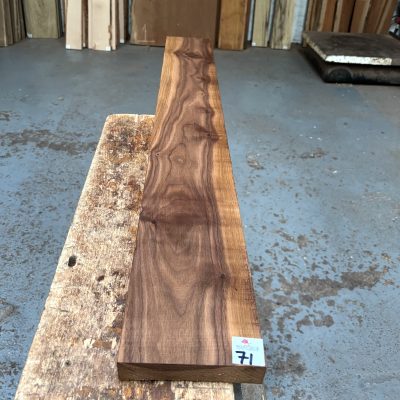 American Walnut 1150x138x24 mm