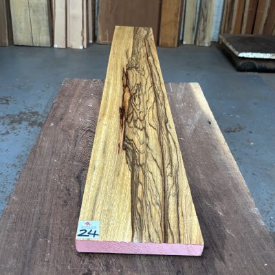 Black Limba / Korina 1220x175x24 mm