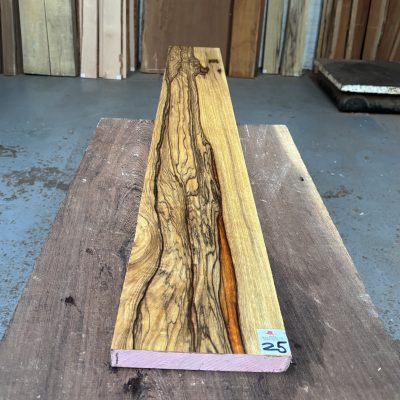 Black Limba / Korina 1225x175x25 mm
