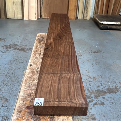 American Walnut 1230x175x44 mm