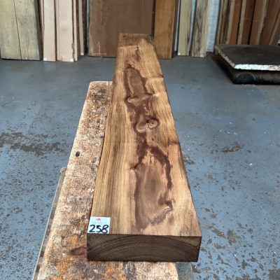 American Walnut 1240x165x53 mm