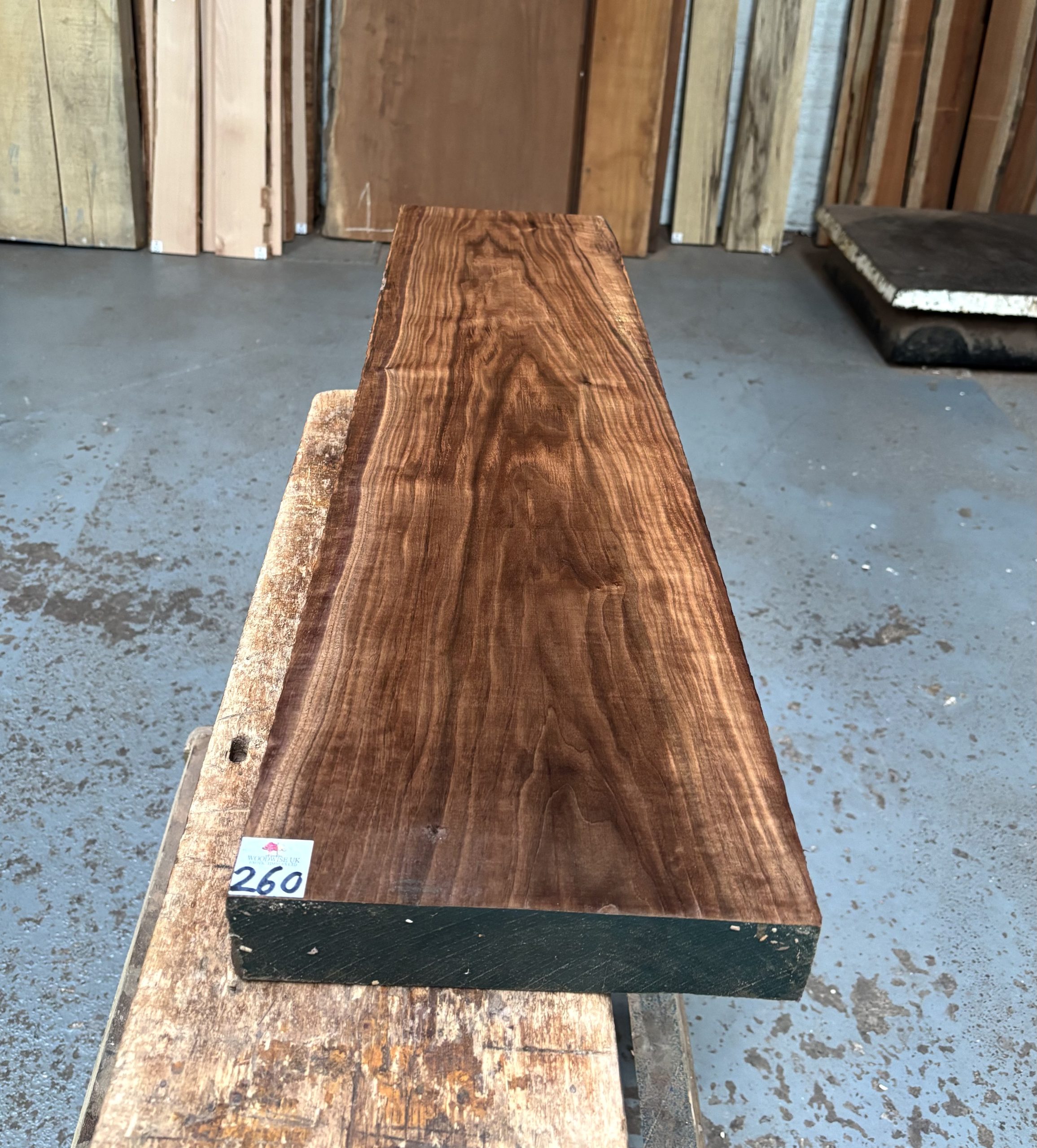 American Walnut 1000x240x47 mm