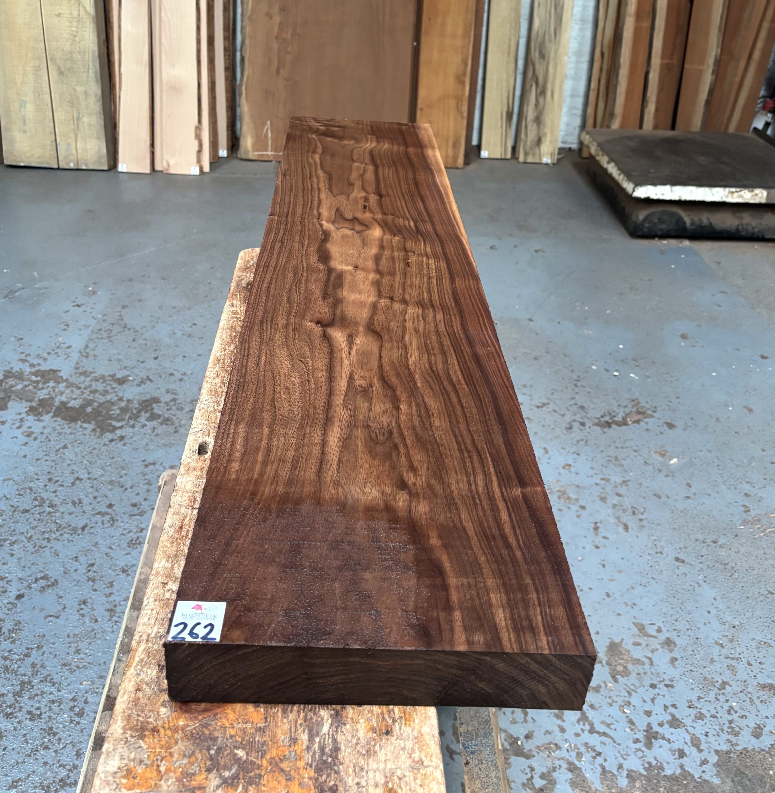 American Walnut 1225x260x50 mm