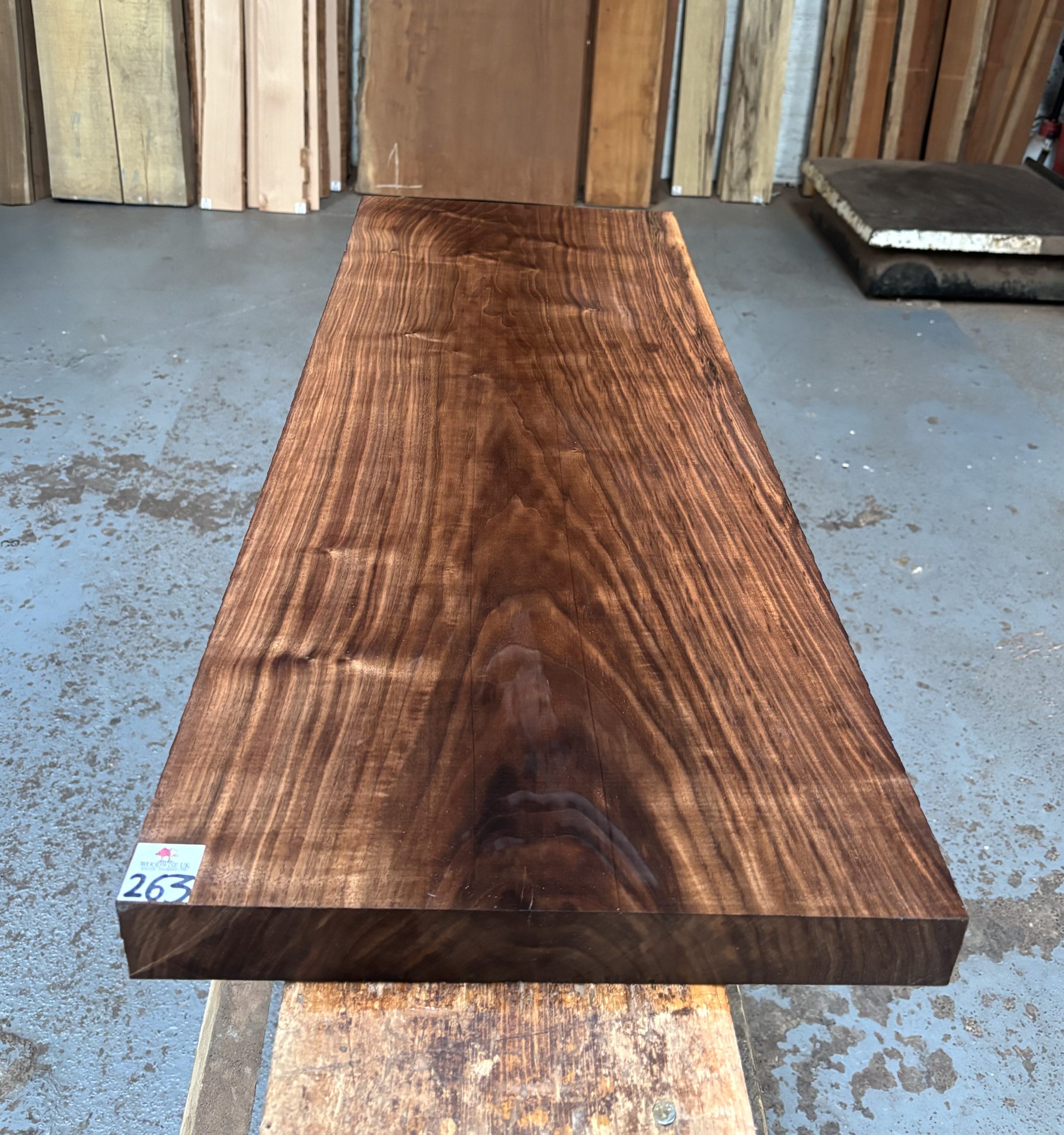 American Walnut 1005x370x45 mm