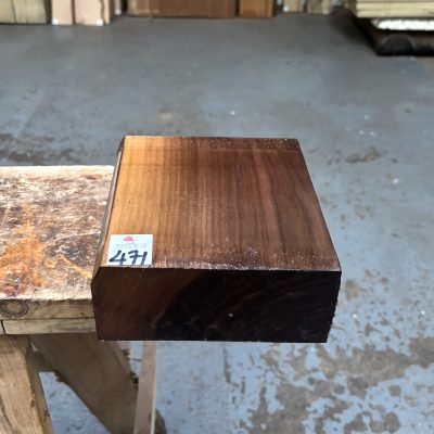 American Walnut 6.5x6.5x3 inches
