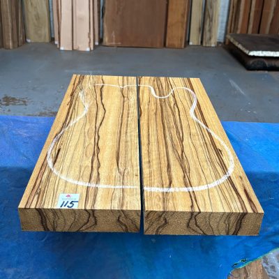 Black Limba / Korina Guitar Body Blank (2 Pieces) 520x360x48 mm