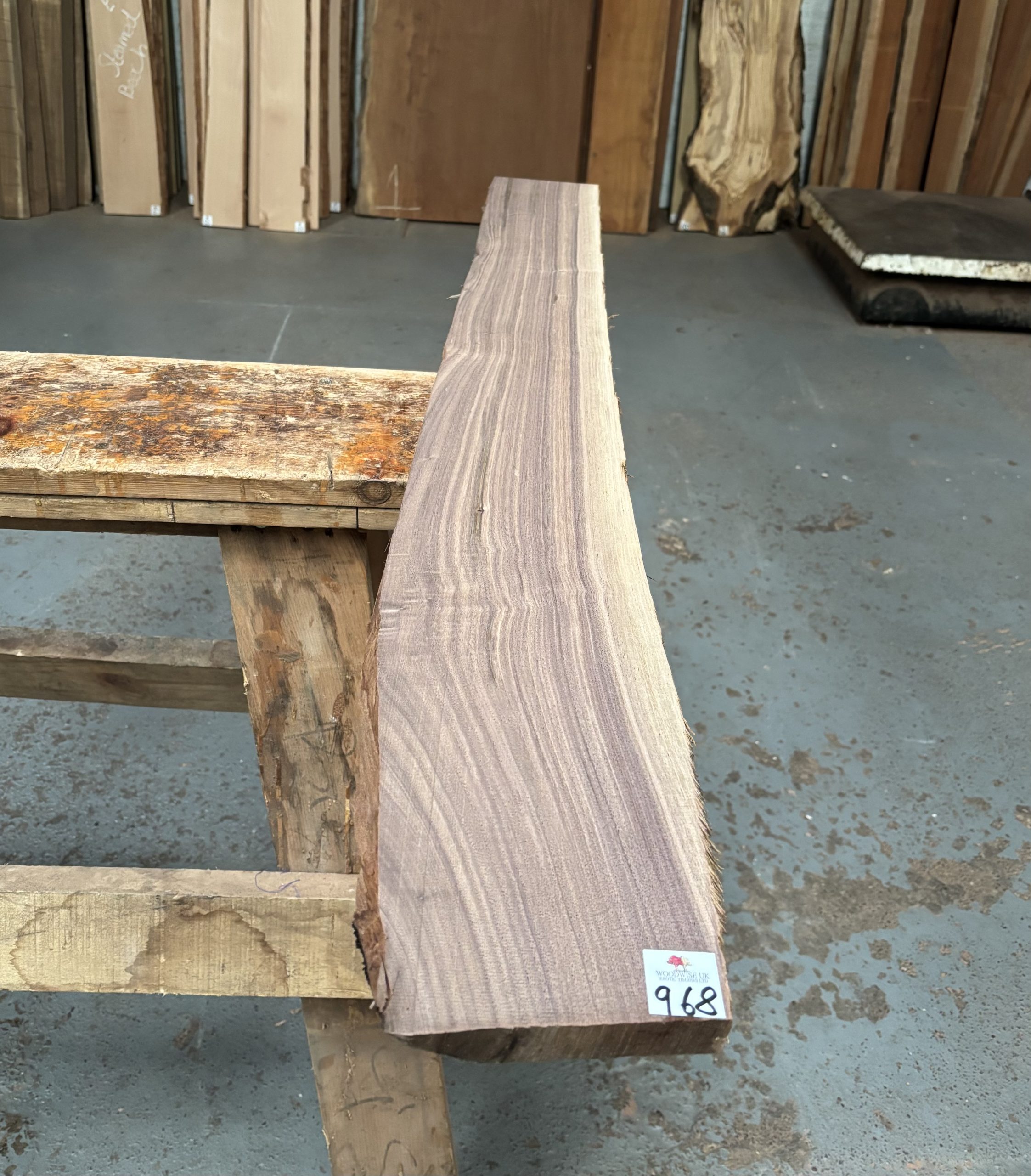 American Walnut 1240x140-170x21 mm