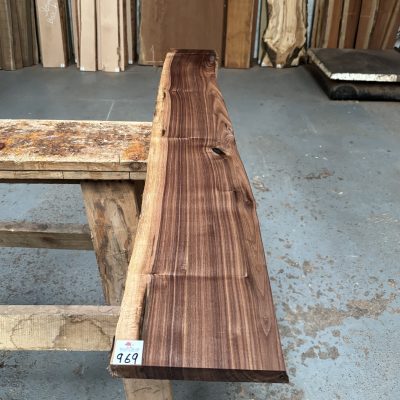 American Walnut 1260x170-190x21 mm