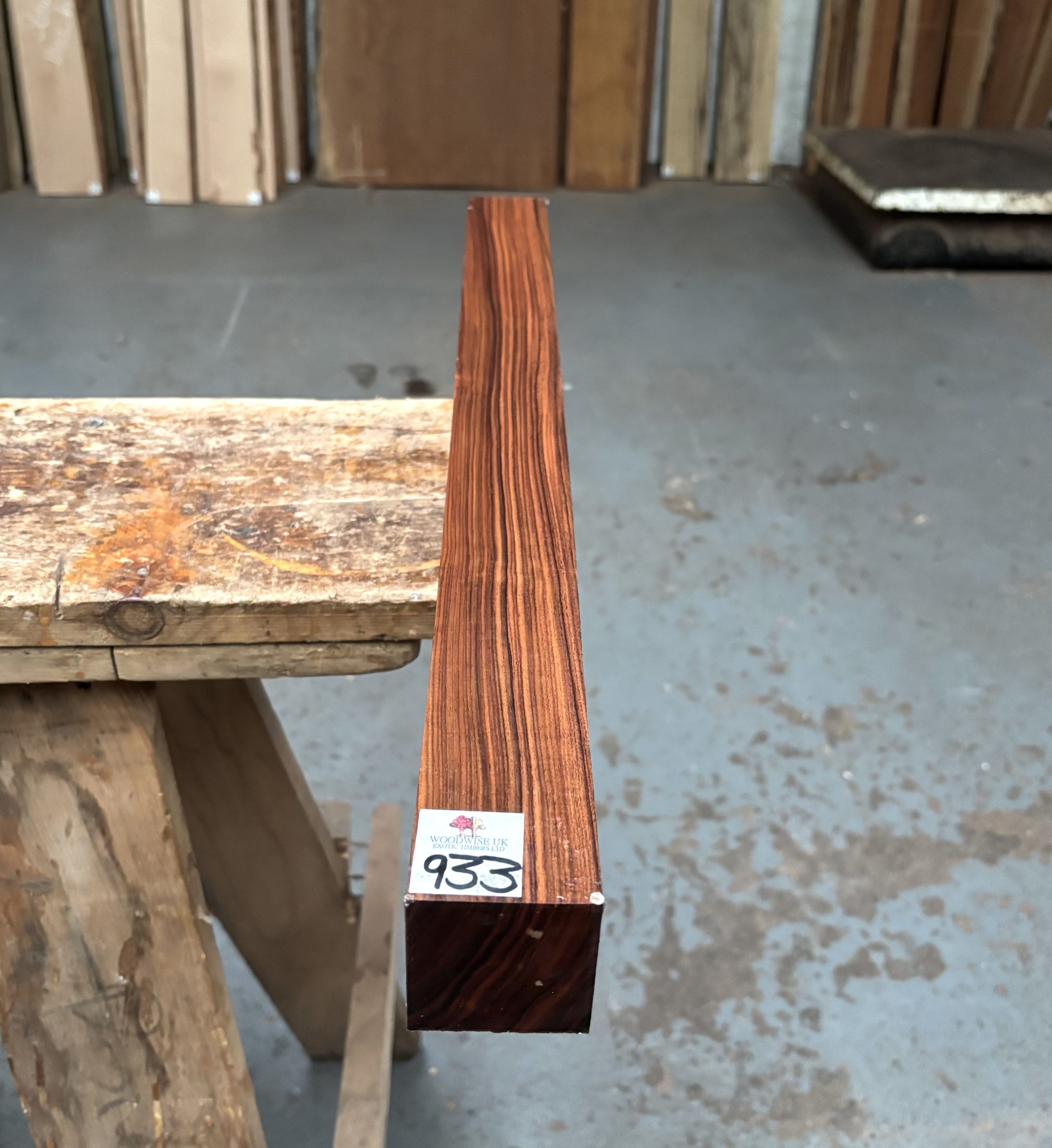 Bolivian Rosewood 52x52x605 mm