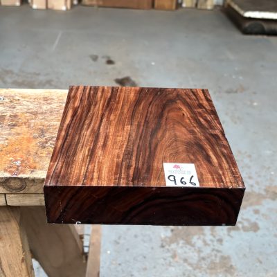 Bolivian Rosewood 180x180x51 mm