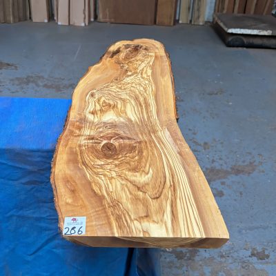 Mediterranean Olivewood Board 880x200-260x22 mm