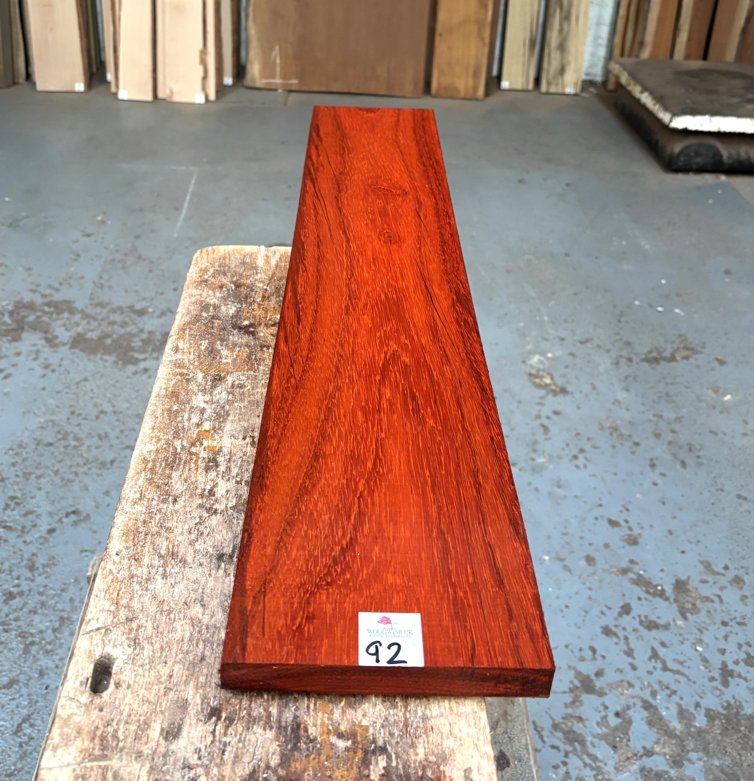 Padauk 805x150x19 mm