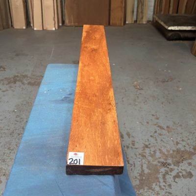 Goncalo Alves 925x110x26 mm
